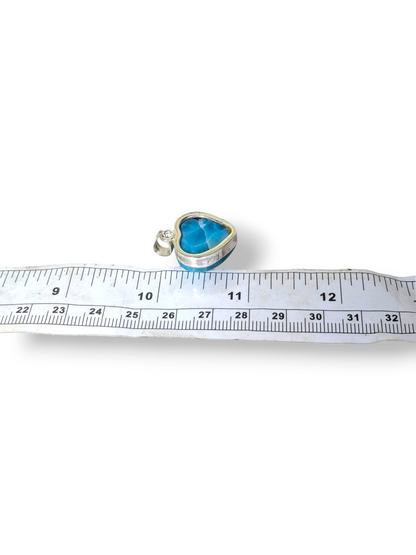 Colgante de Piedra Larimar Azul Profundo Dominicano de 2.1" Hecho a Mano