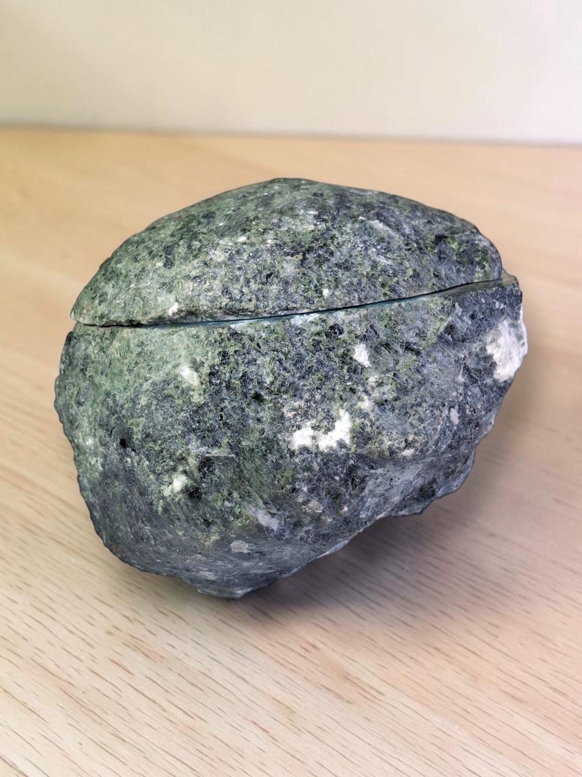 1135g Natural Larimar  Raw Stone  Polished Specimen Rare Blue Pectolite Dominican