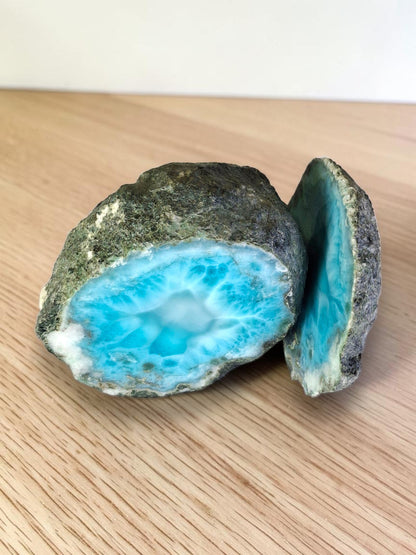 1135g Natural Larimar  Raw Stone  Polished Specimen Rare Blue Pectolite Dominican