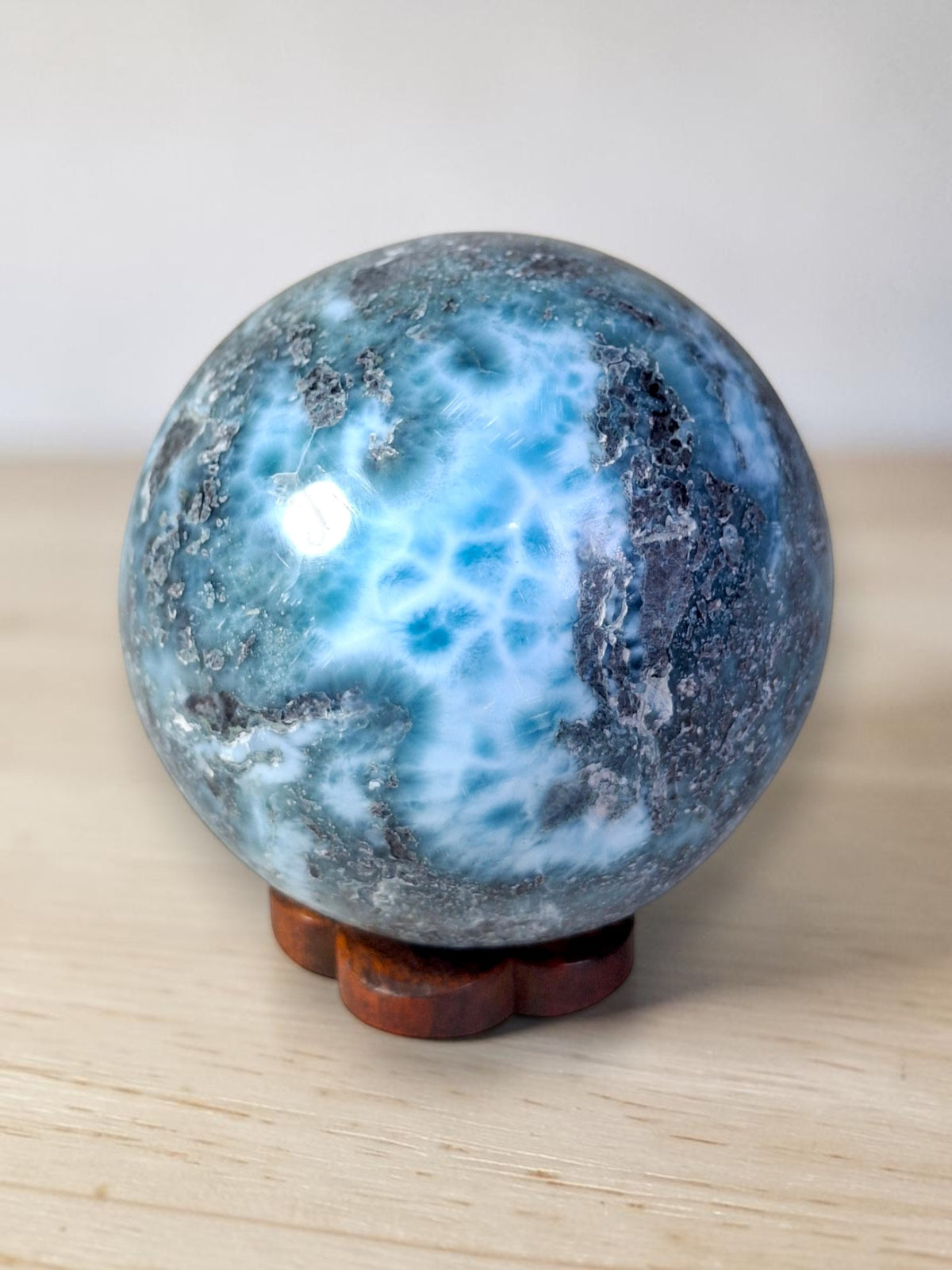 Esfera de 26 mm de Larimar Azul Natural Dominicano Piedra Energías Curativas