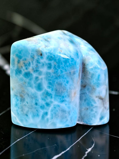 962 g Full Polished Natural Dominican  Blue Larimar Stone Specimen Display
