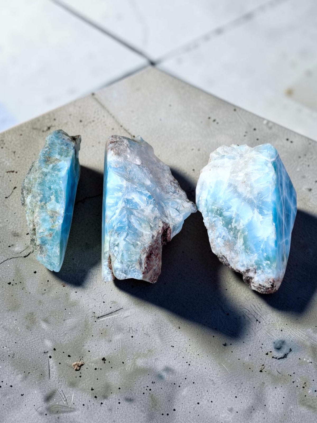 540g Dalle de Larimar Naturel Poli Spécimen Rare Pectolite Bleue Dominicaine
