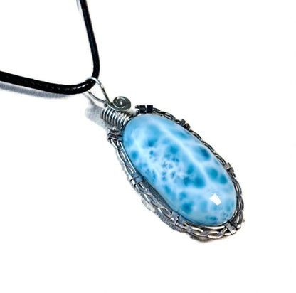 1.8 "in. Dominican Nice Deep Blue Larimar Stone Pendant Handmade