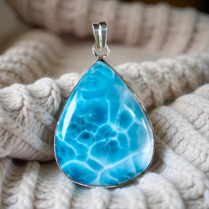1.8 "in. Big Dominican Nice Deep Blue Larimar Stone Pendant Handmade