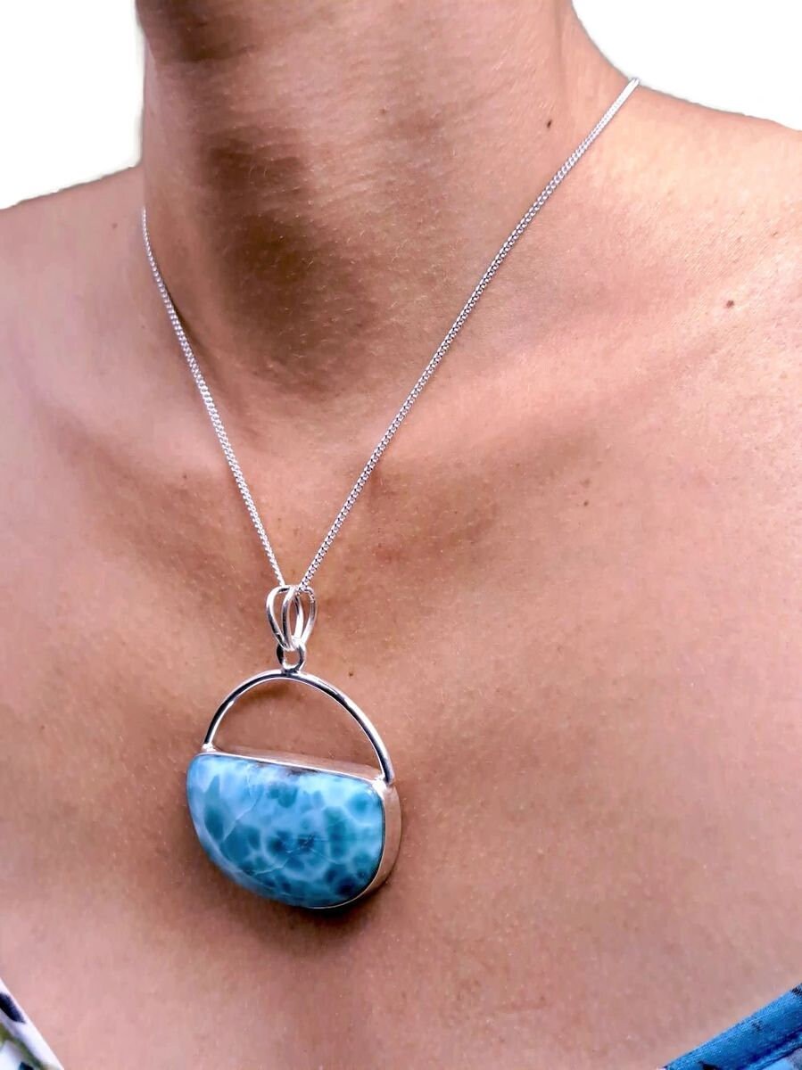 2.5 "in. Big Dominican Nice Deep Blue Larimar Stone Pendant Handmade